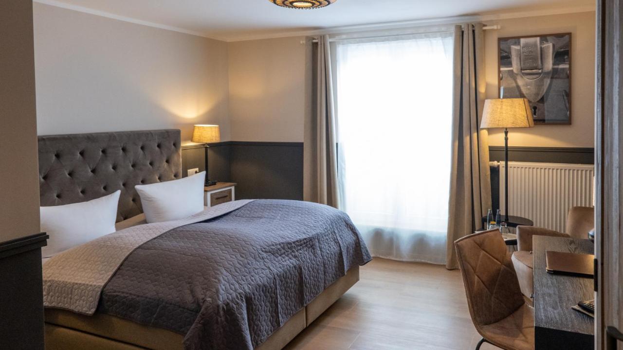 Altstadt-Hotel Стендал Екстериор снимка