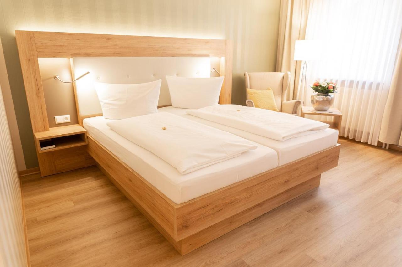 Altstadt-Hotel Стендал Екстериор снимка